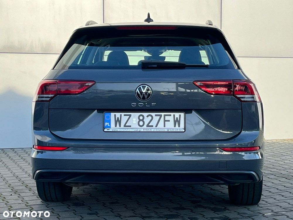 Volkswagen Golf Variant - 11