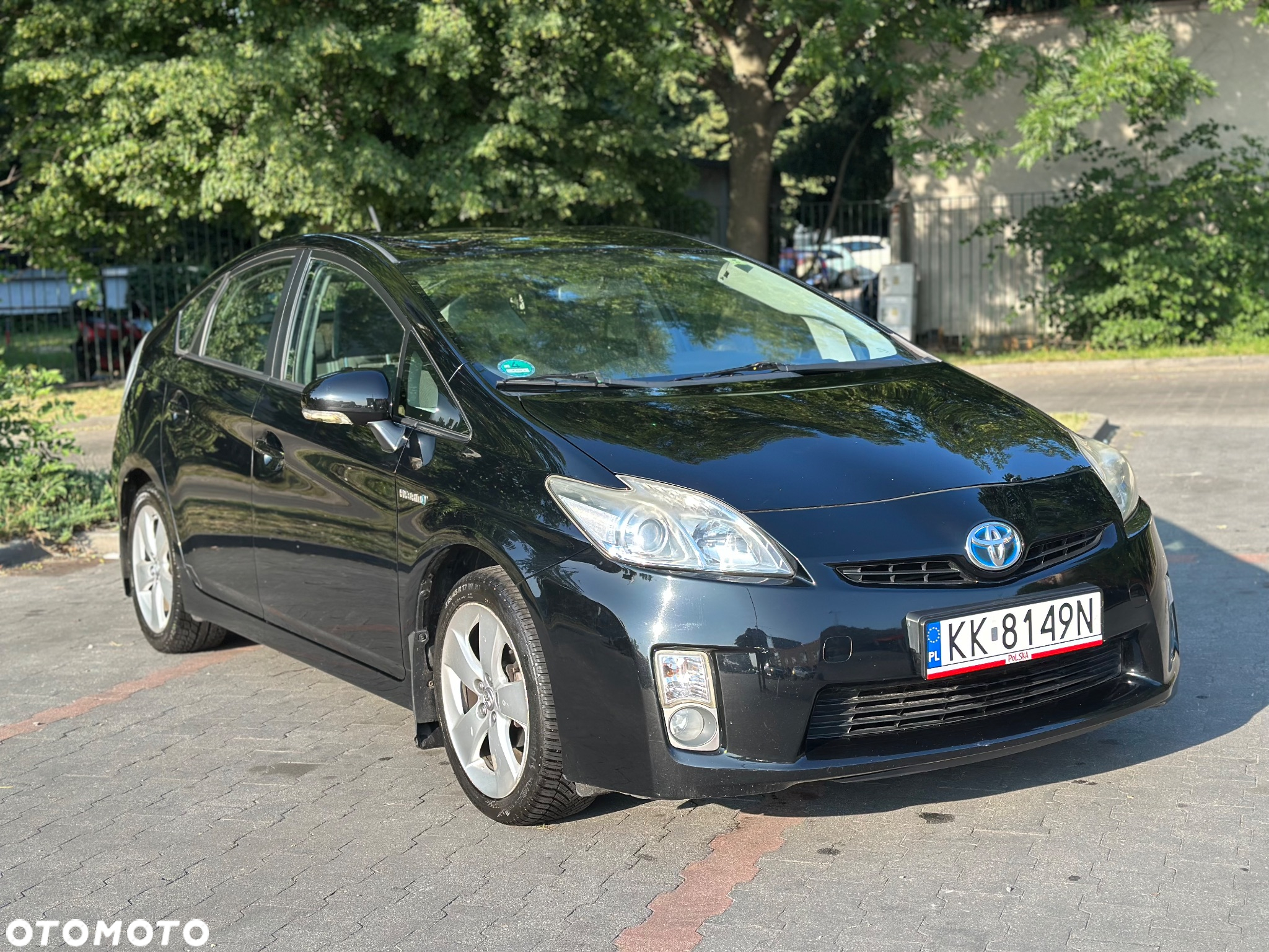 Toyota Prius (Hybrid) - 2