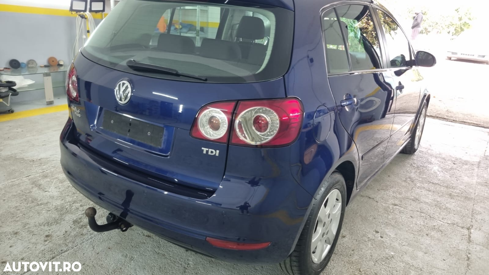 Volkswagen Golf Plus 1.6 TDI DPF Comfortline - 25