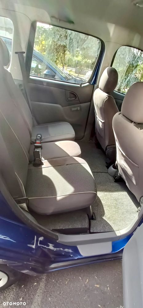 Toyota Yaris Verso 1.3 Luna - 9