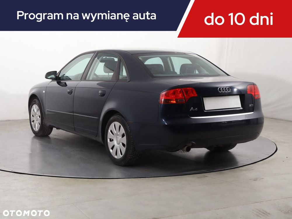 Audi A4 Limousine - 6