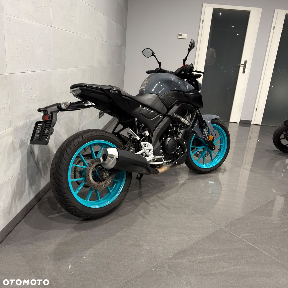Yamaha MT - 3