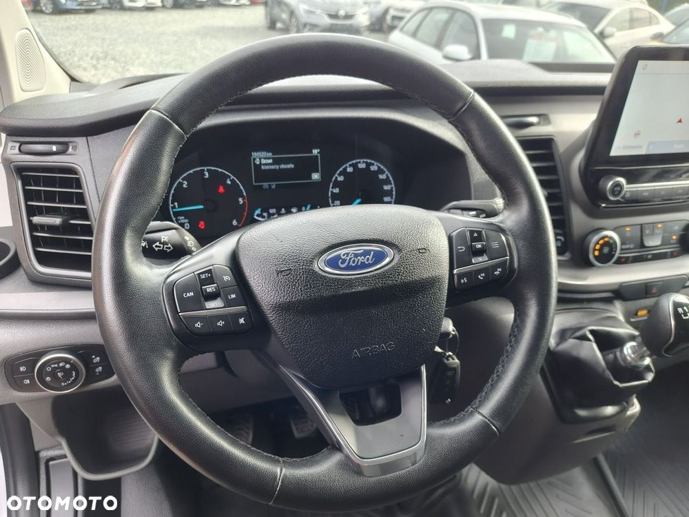 Ford Transit Custom - 11