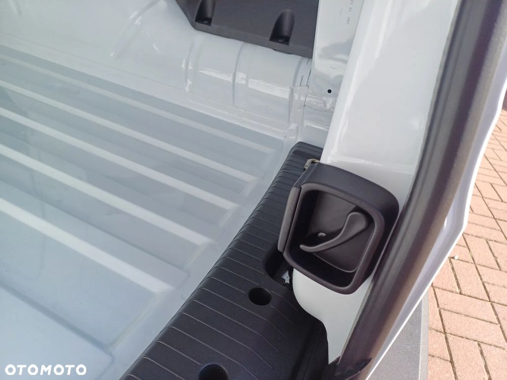 Ford Connect VAN - 12