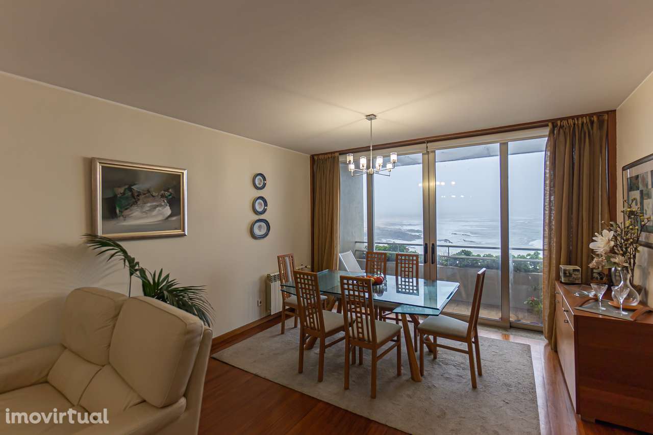 T2 no Último Piso | Condomínio Privado com Piscina | Vista Mar - Grande imagem: 2/31