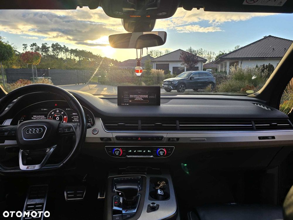 Audi SQ7 - 8