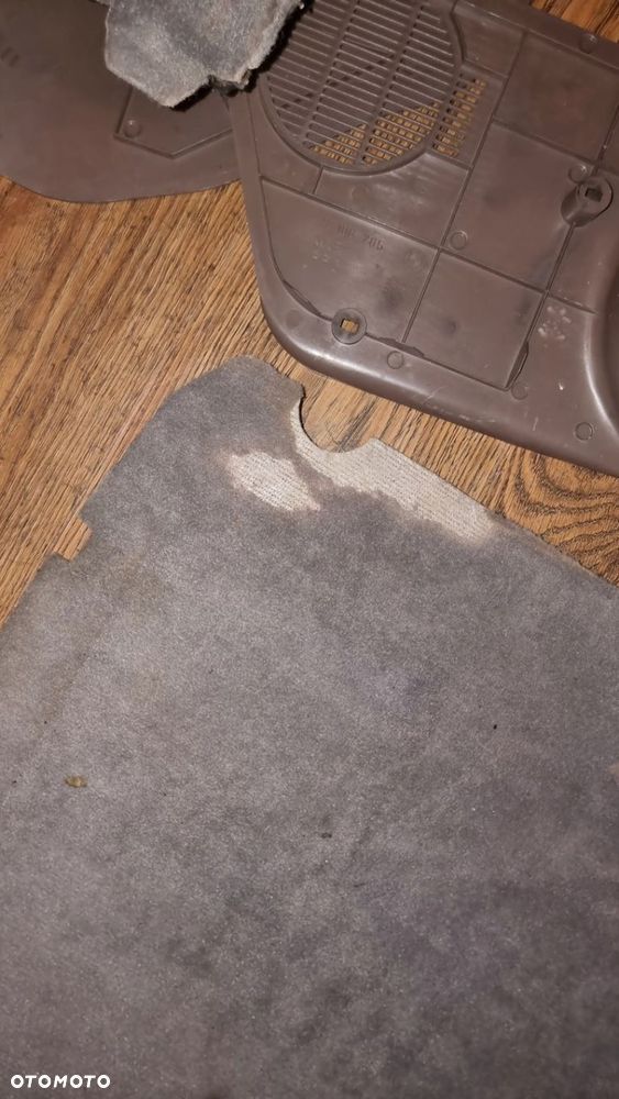 DYWAN WYKŁADZINA BAGAŻNIKA BMW E31 840 850 - 4