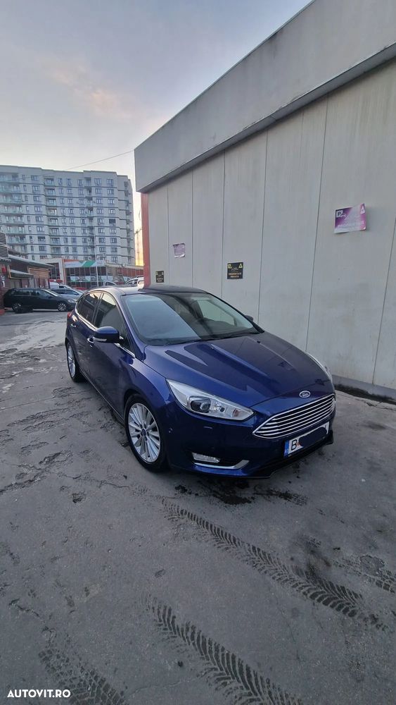 Ford Focus 1.0 EcoBoost Titanium - 1