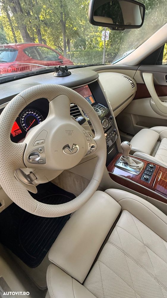INFINITI FX 37 2011 — imagine 11