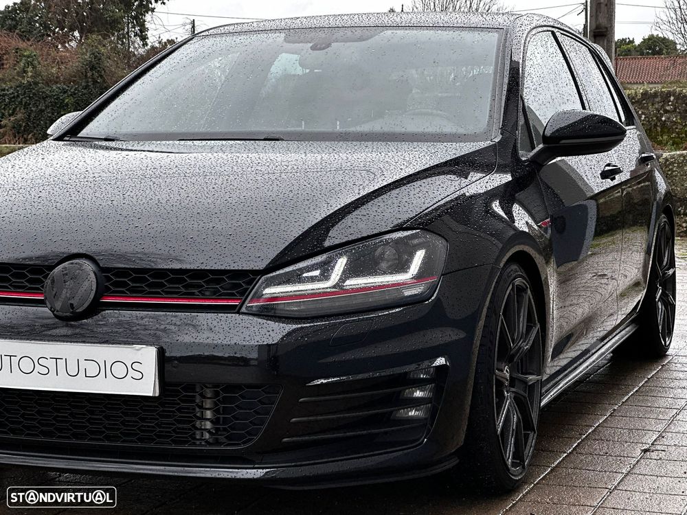 VW Golf GTI BlueMotion - 5