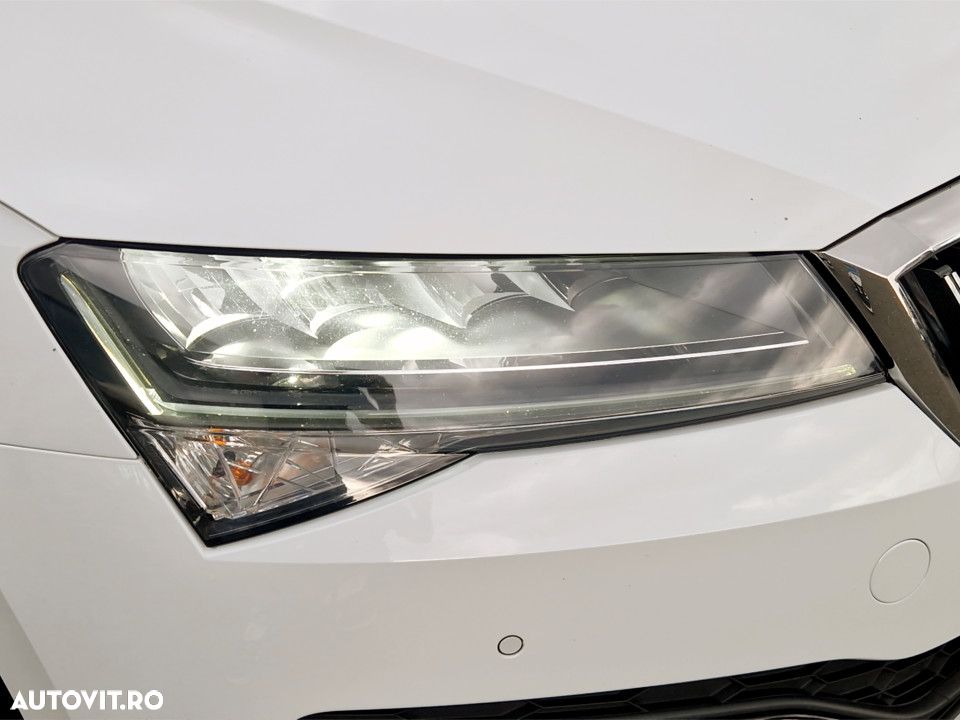 Skoda Superb 2.0 TDI DSG Ambition - 10