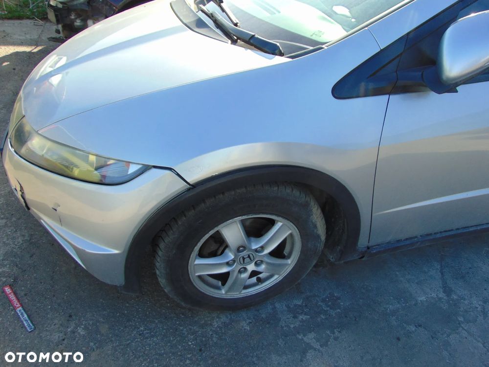 błotnik lewy przód przedni z listwą honda civic VIII ufo nh700m - 1