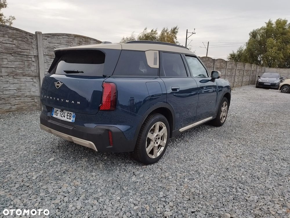 MINI Countryman C Favoured Trim - 3