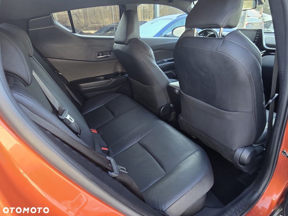 Toyota C-HR - 8