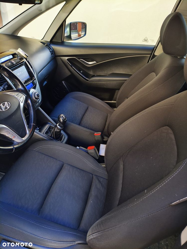 Hyundai ix20 - 9