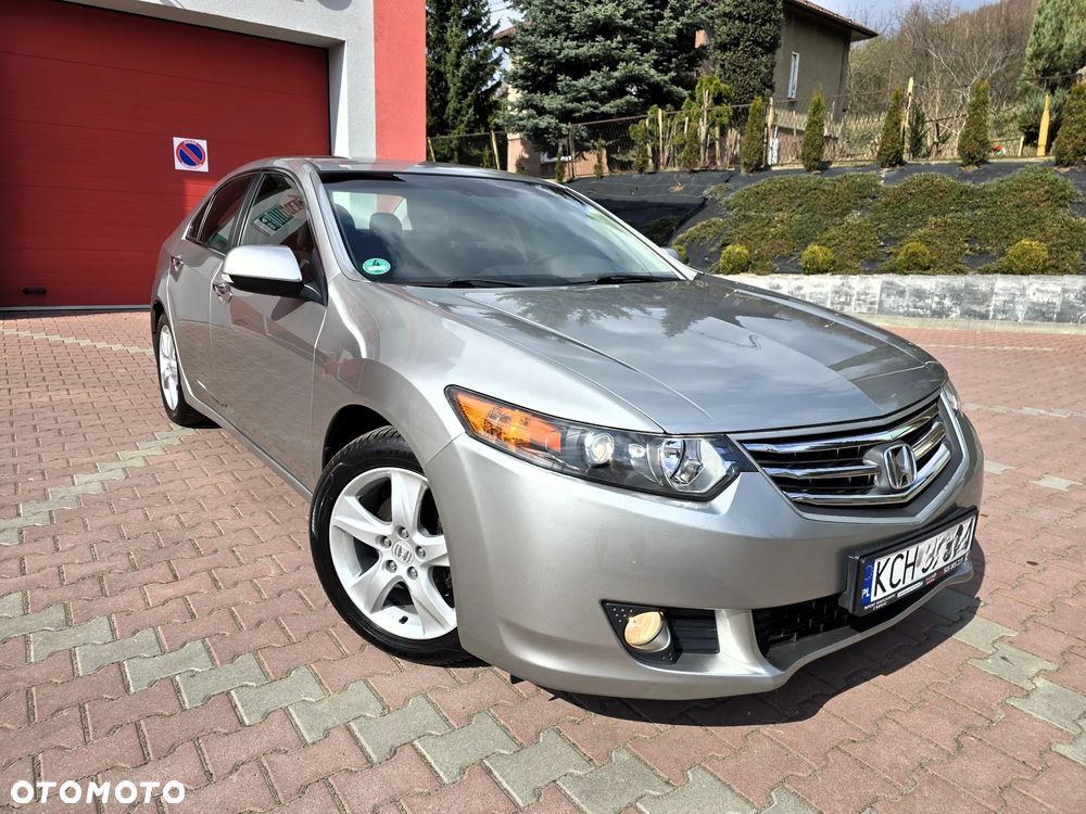 Honda Accord 2.0 Elegance 50 Jahre Edition - 11