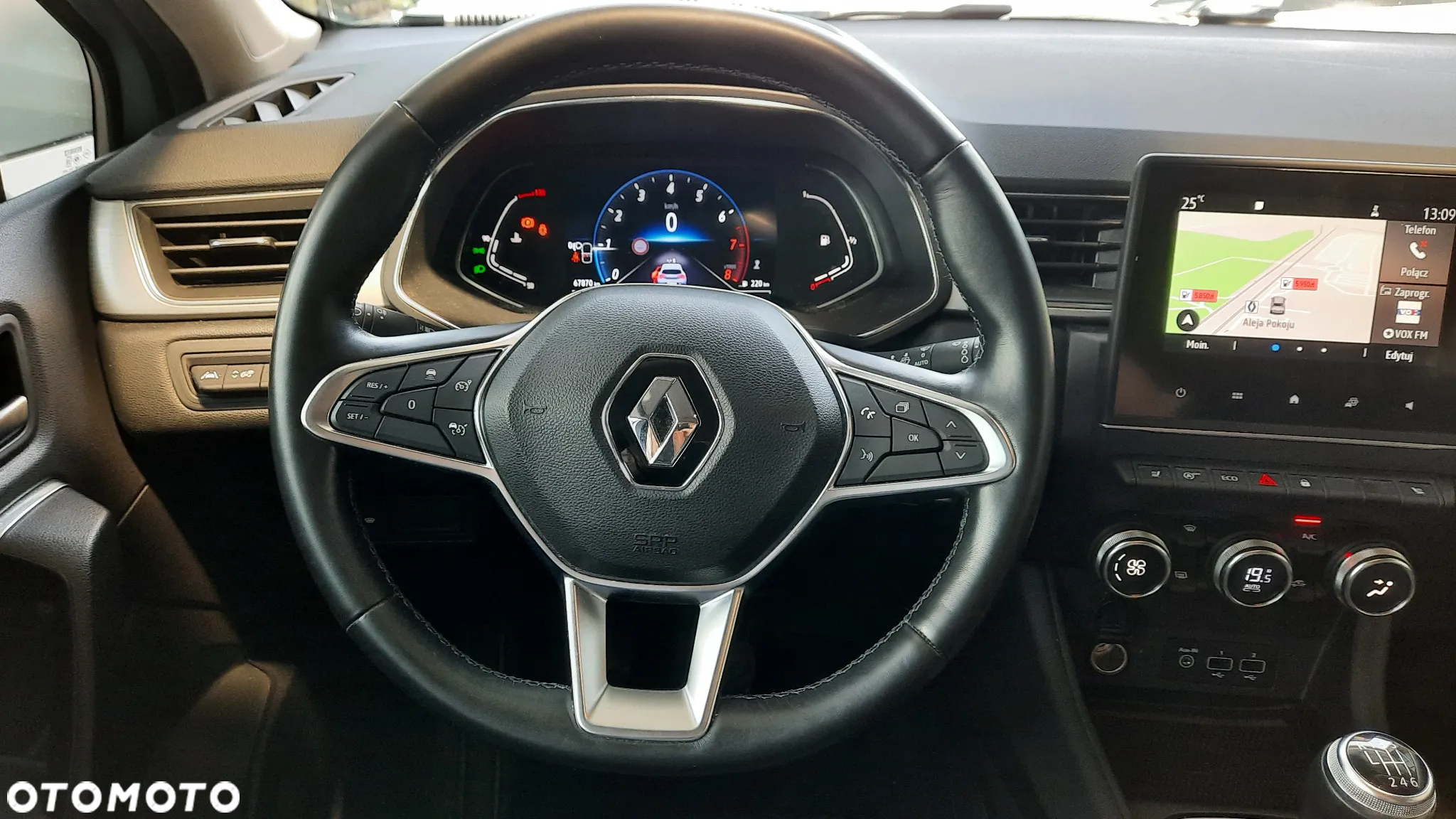 Renault Captur 1.0 TCe Intens - 25