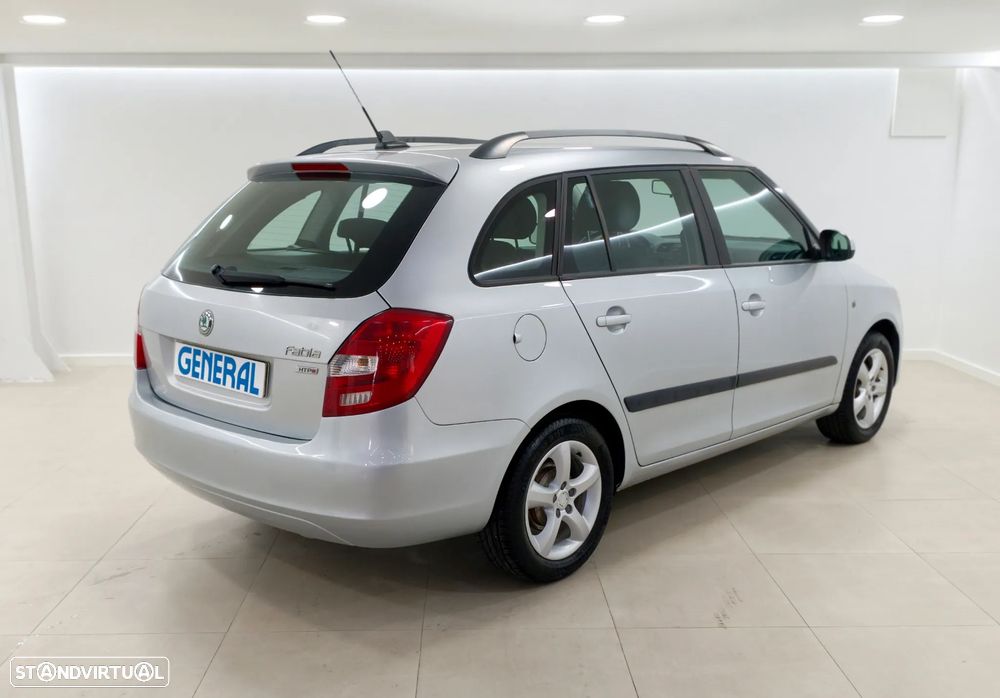 Skoda Fabia Break 1.2 Ambiente - 3