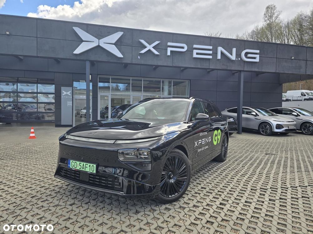 XPeng G9 - 1
