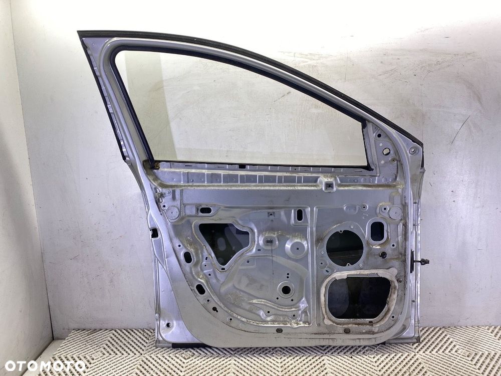 DRZWI LEWY PRZÓD  RENAULT MEGANE III Hatchback Van (BZ_) 2008 - 2015 1.5 dCi (BZ0D, BZ1G, BZ1F, - 8