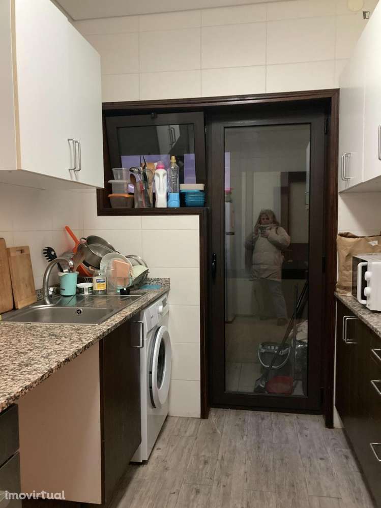 Quarto - localizado em Paranhos Porto - Grande imagem: 4/16