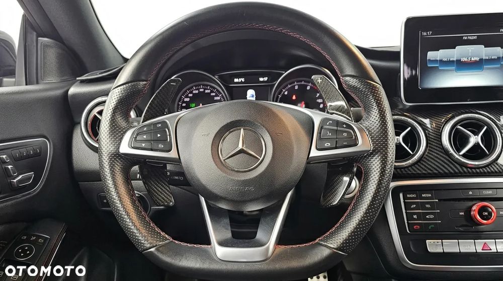 Mercedes-Benz CLA 250 4Matic 7G-DCT AMG Line - 9