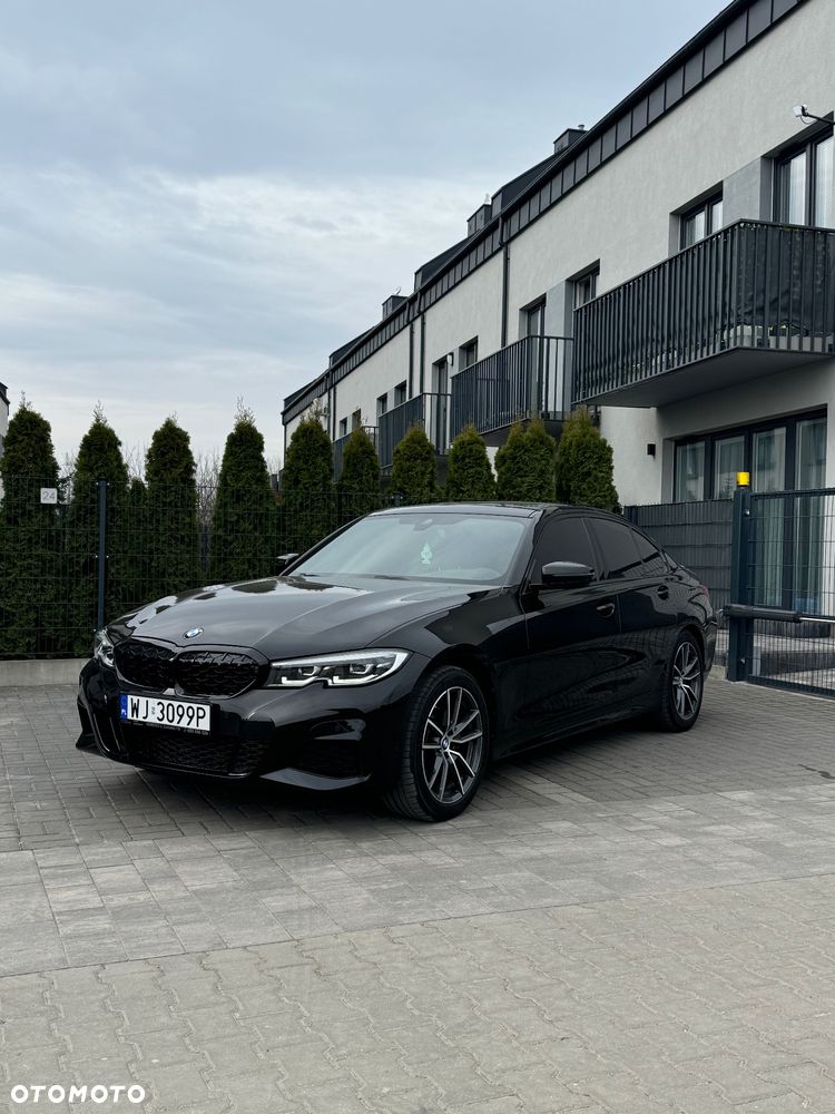 BMW Seria 3 330i xDrive Sport - 1