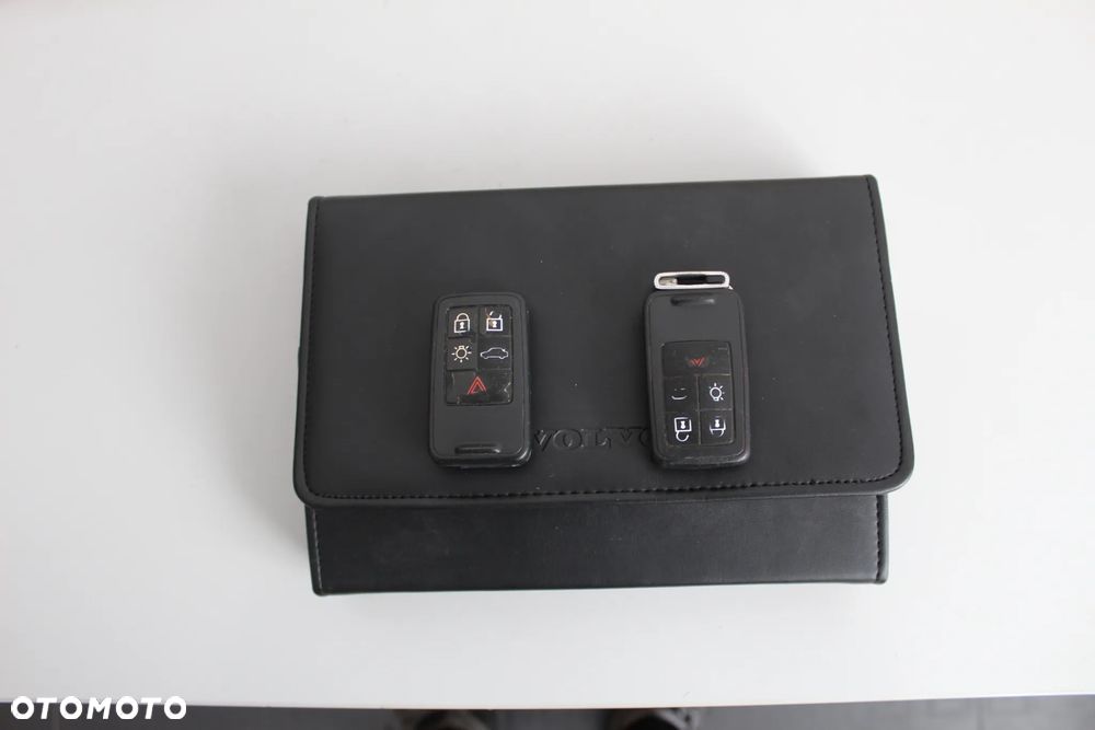 Volvo XC 60 2.4D AWD Summum - 34