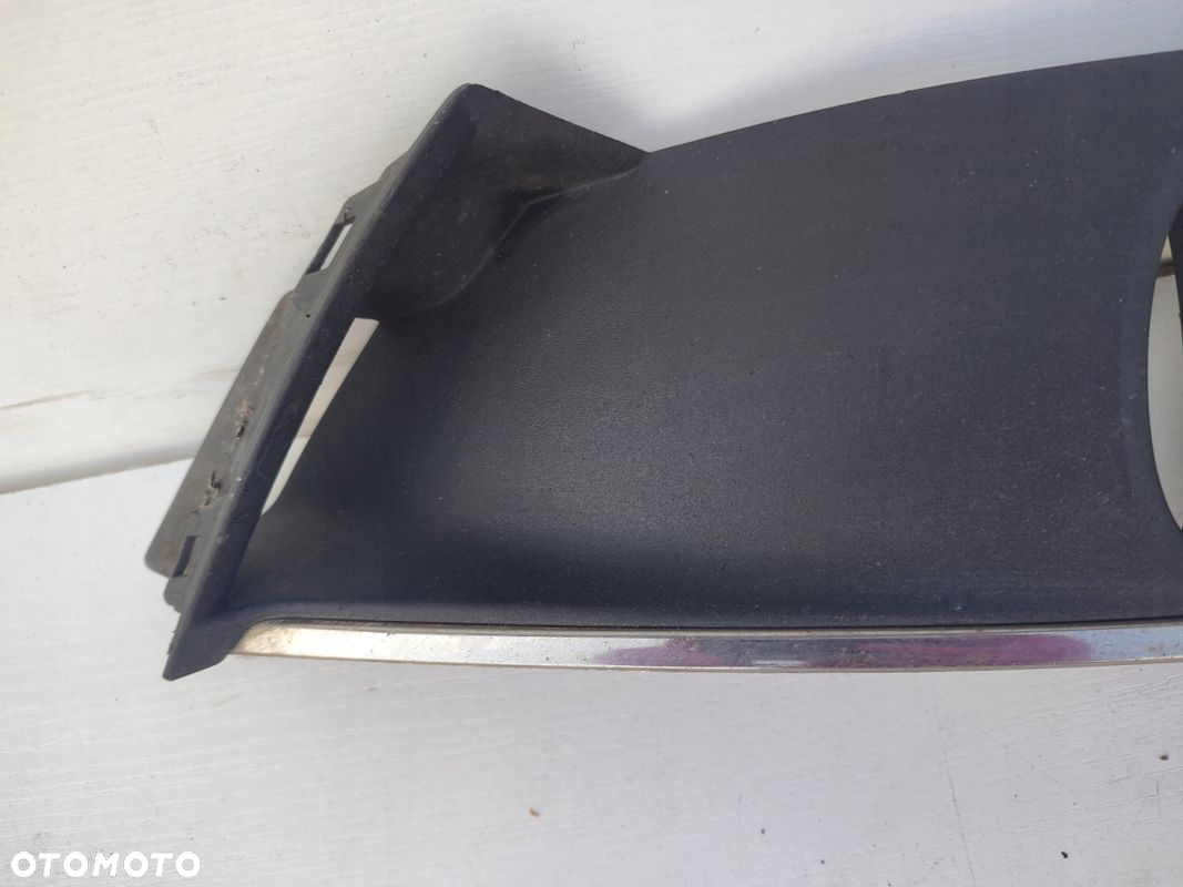 Kratka zderzaka halogenu lewy przód RENAULT MEGANE IV 253A69150R PDC - 3
