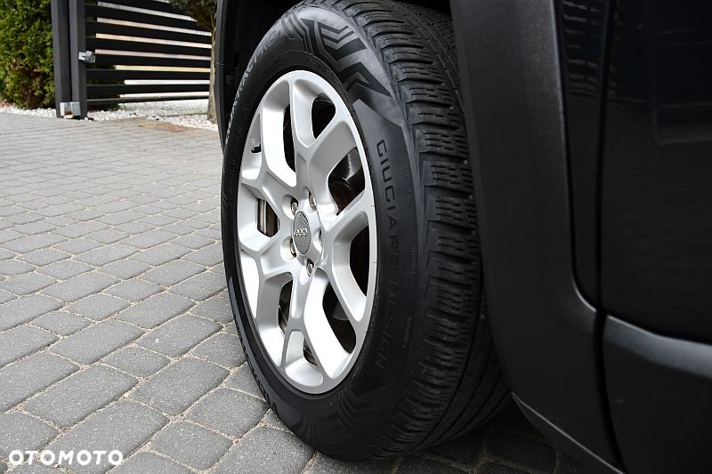 Jeep Renegade 1.4 MultiAir Limited - 31