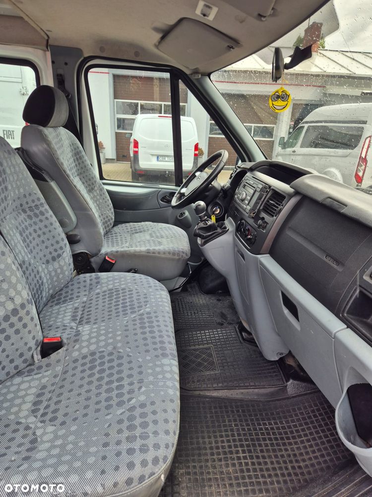 Ford Transit - 6