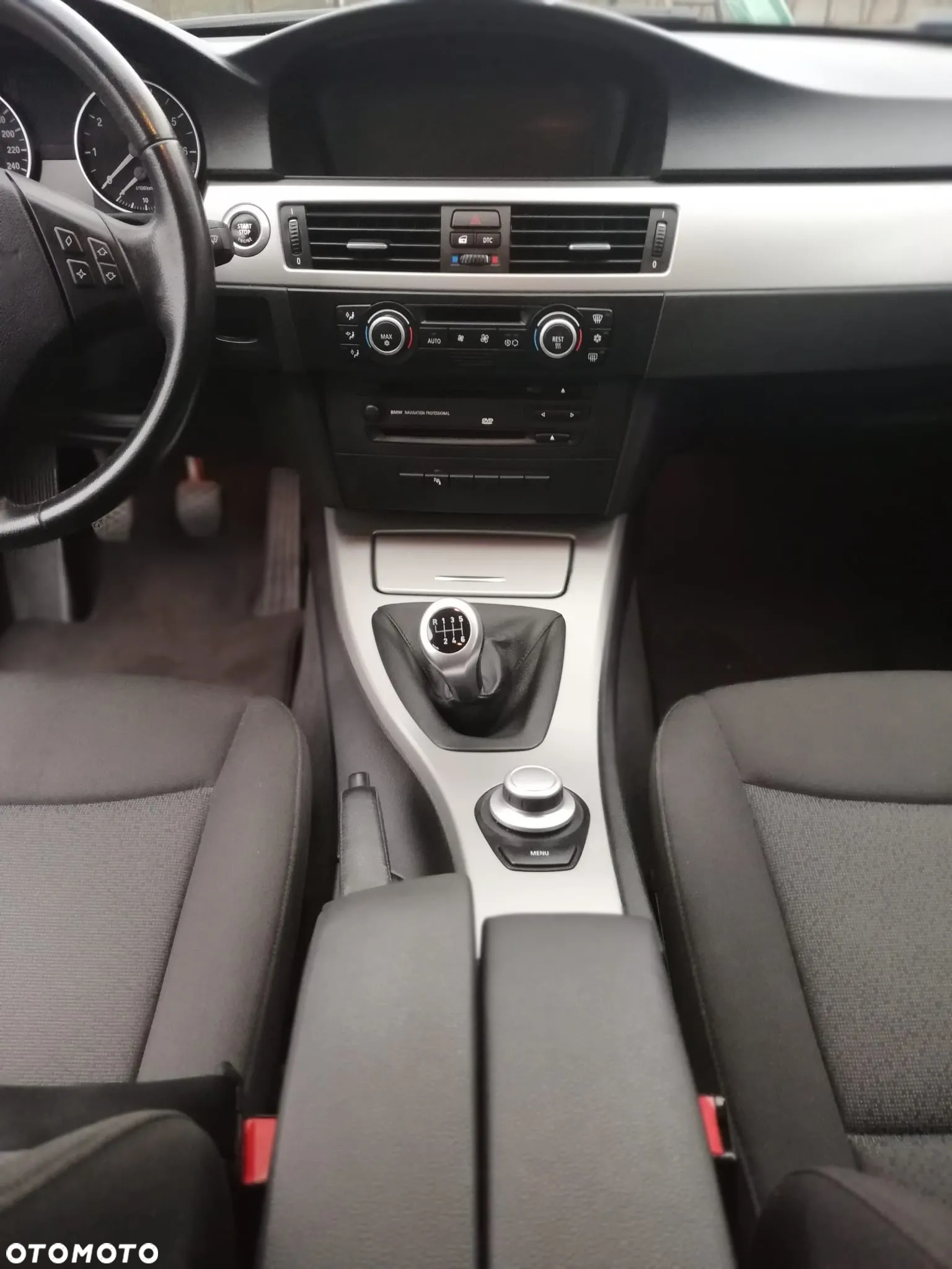 BMW Seria 3 318i - 15