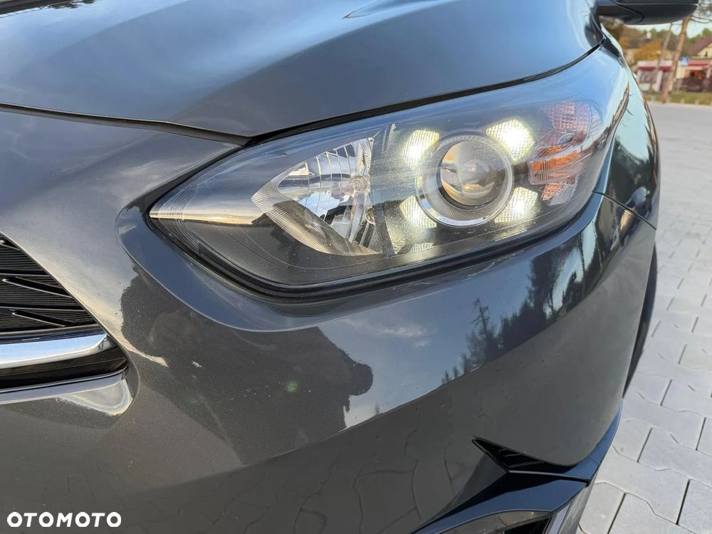 Kia Ceed 1.5 T-GDI M DCT - 4