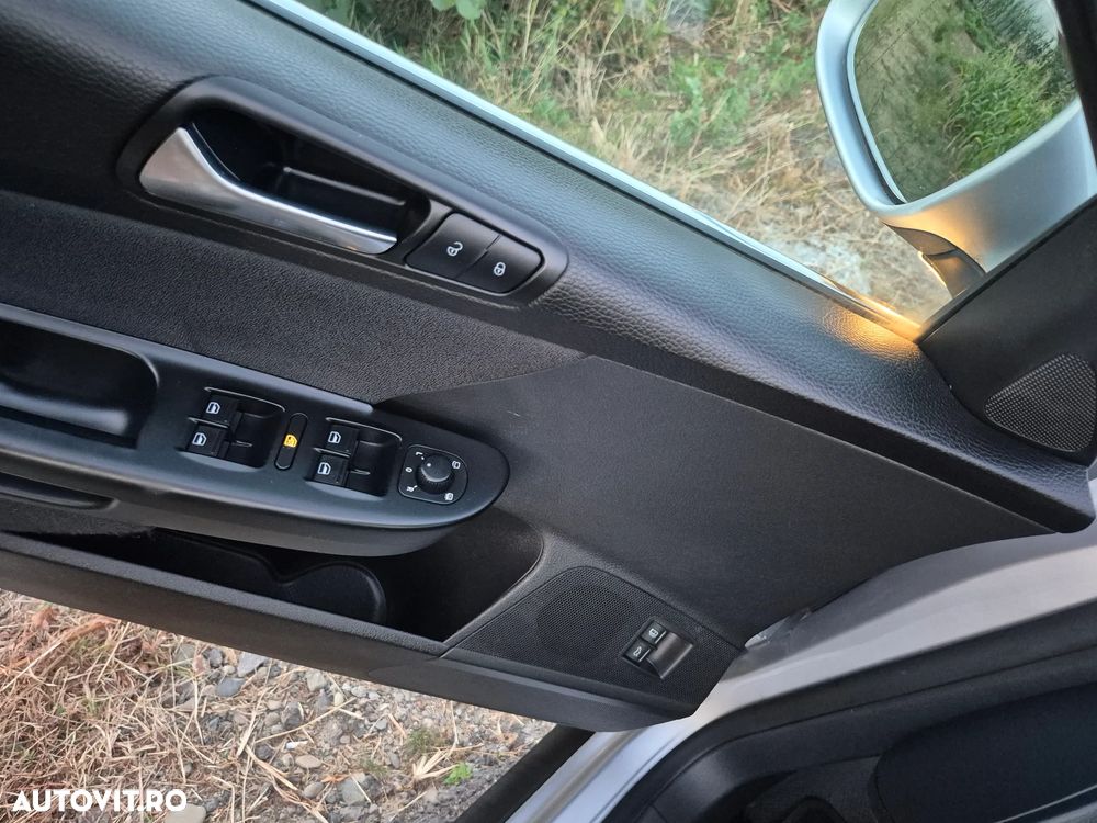 Volkswagen Passat 2.0 TDI Comfortline DPF - 17