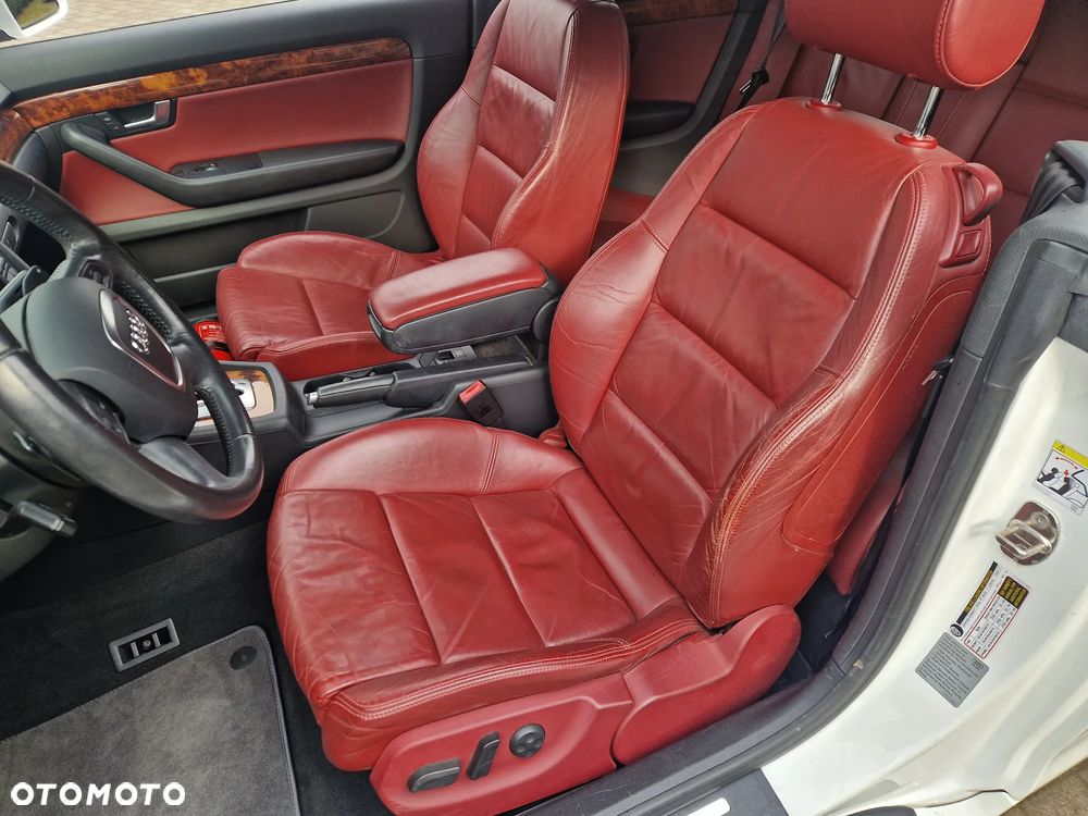 Audi A4 Cabrio 3.2 FSI quattro tiptronic - 11