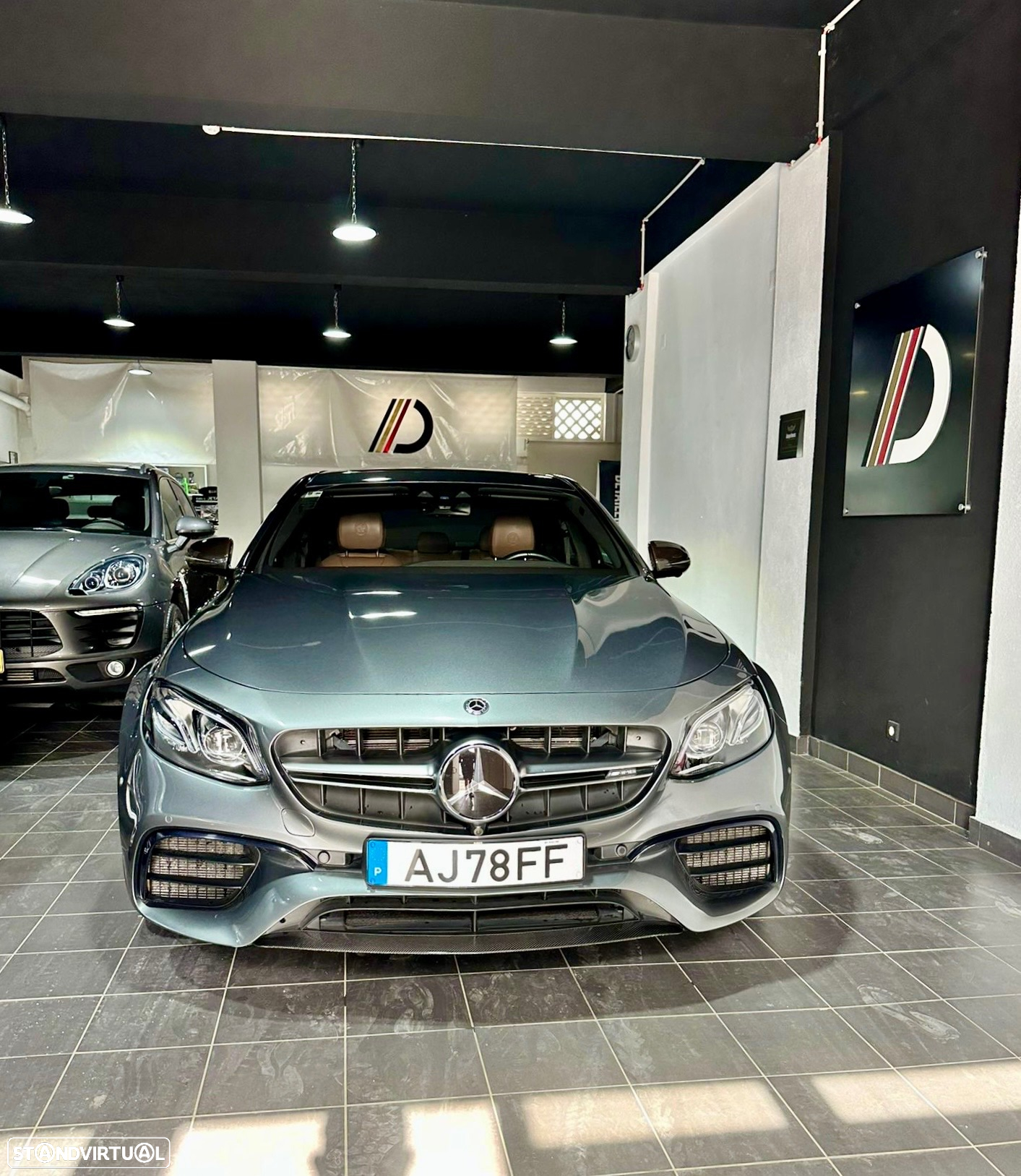Mercedes-Benz E 63 AMG S 4Matic+ - 3