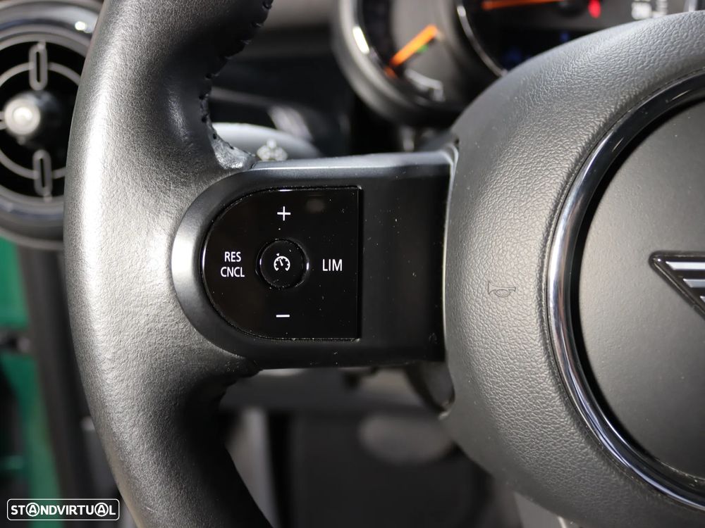 MINI 5 Portas Cooper Aut. - 41