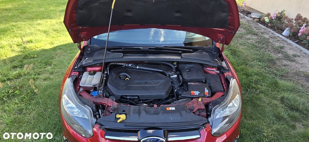 Ford Focus 1.6 EcoBoost Trend - 8