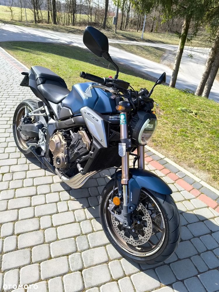 Honda CB - 4