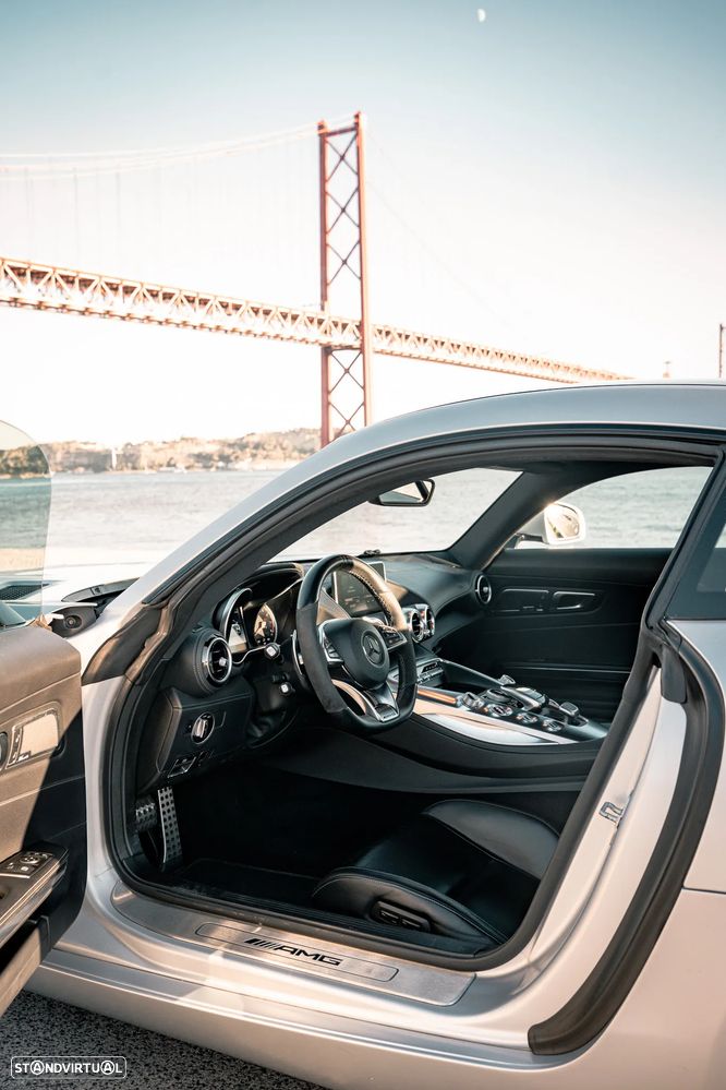 Mercedes-Benz AMG GT S Speedshift 7G-DCT - 38