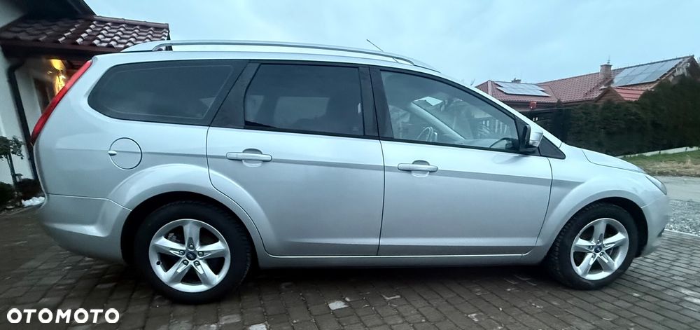 Ford Focus 1.6 16V Connection - 4