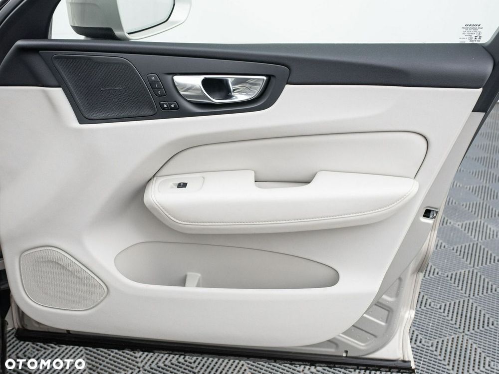 Volvo XC 60 - 28