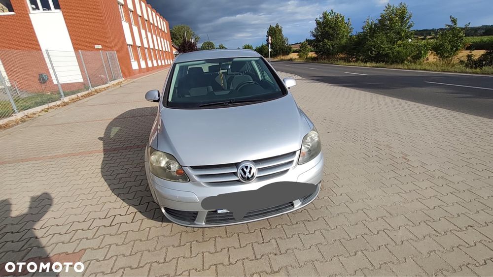 Volkswagen Golf Plus - 1