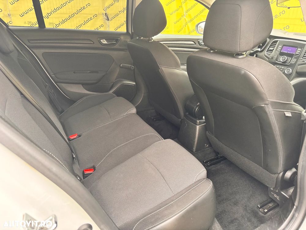 Renault Megane ENERGY TCe 100 LIFE - 21