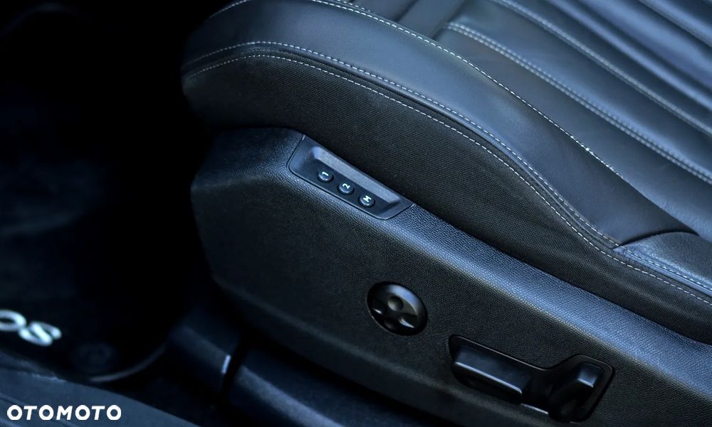 Peugeot 3008 1.2 PureTech Allure S&S EAT8 - 20