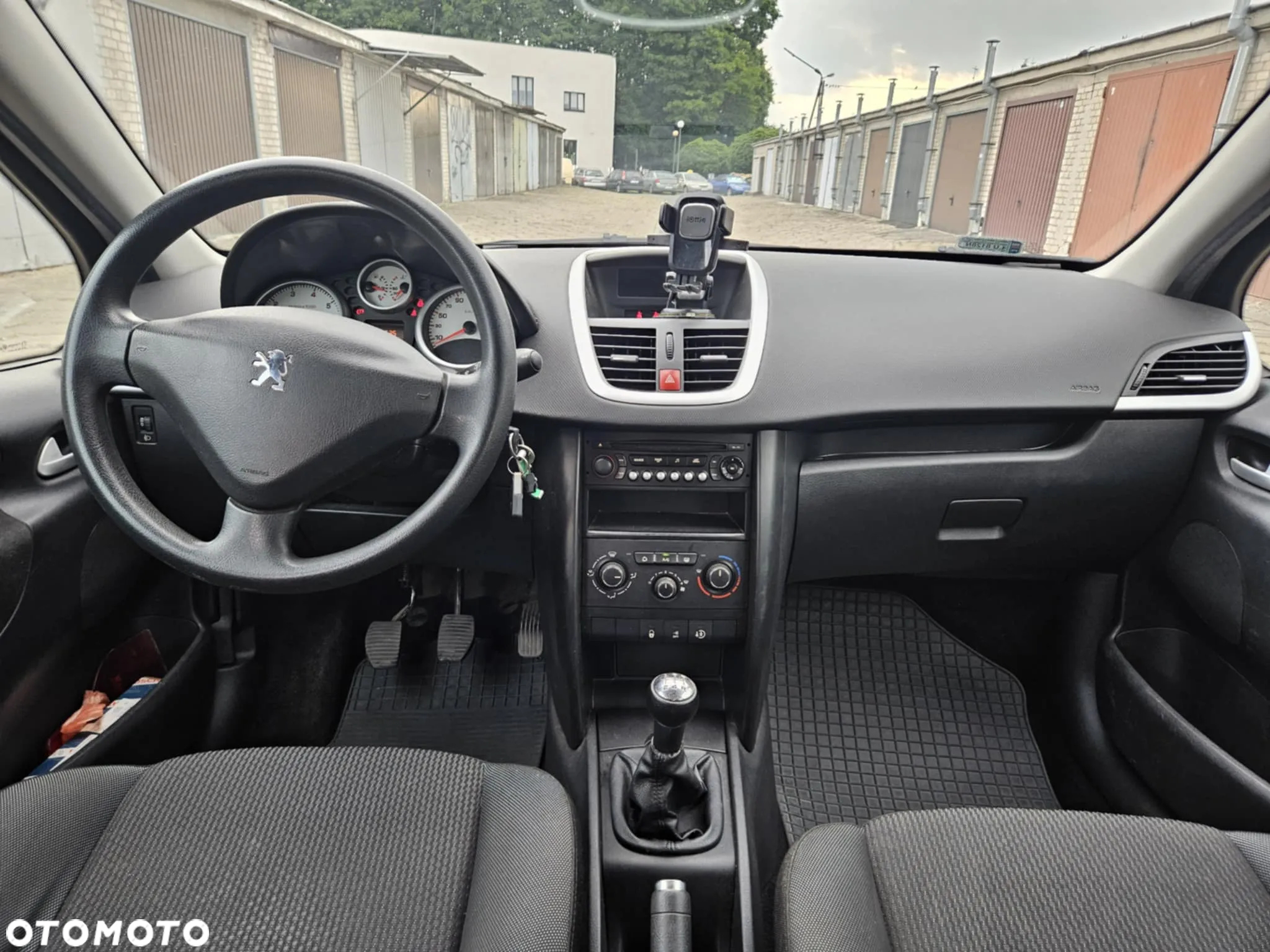 Peugeot 207 1.4 16V Trendy - 13
