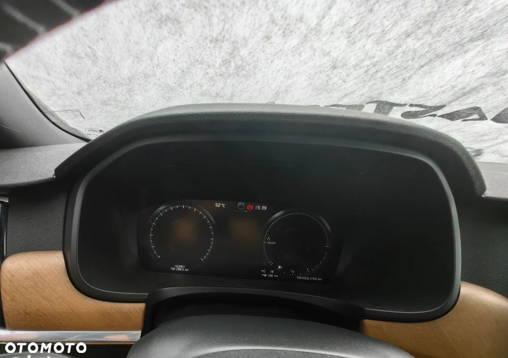 Volvo S90 T8 AWD Plug-In Hybrid Momentum Pro - 8