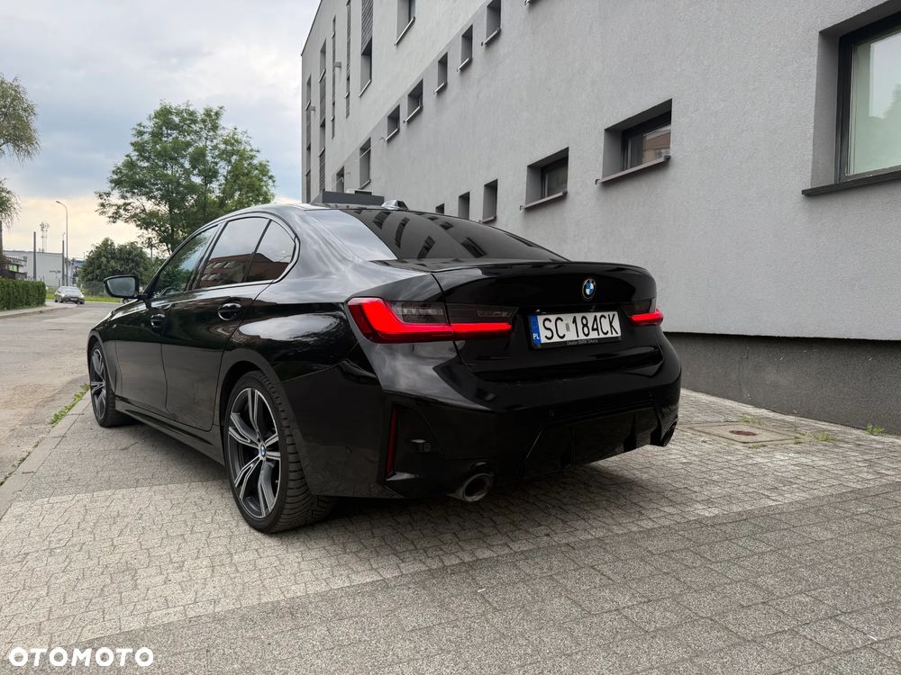 BMW Seria 3 330i xDrive M Sport sport - 3
