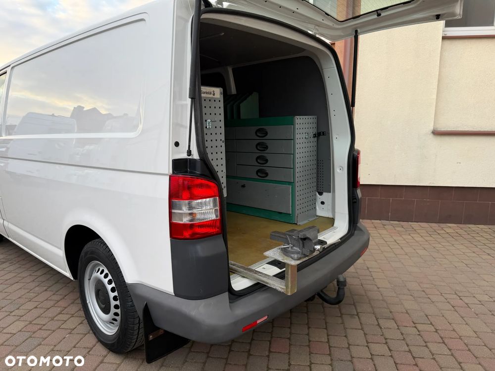 Volkswagen Transporter T5 Warsztat L1H1 - 10
