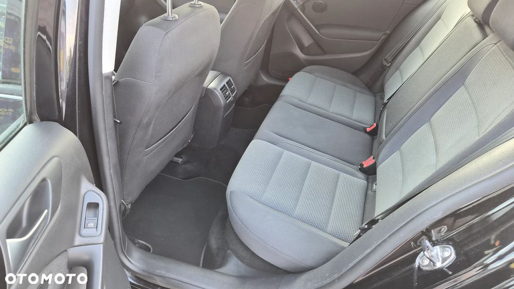 Volkswagen Golf 1.6 TDI BlueMot Trendline DSG - 12